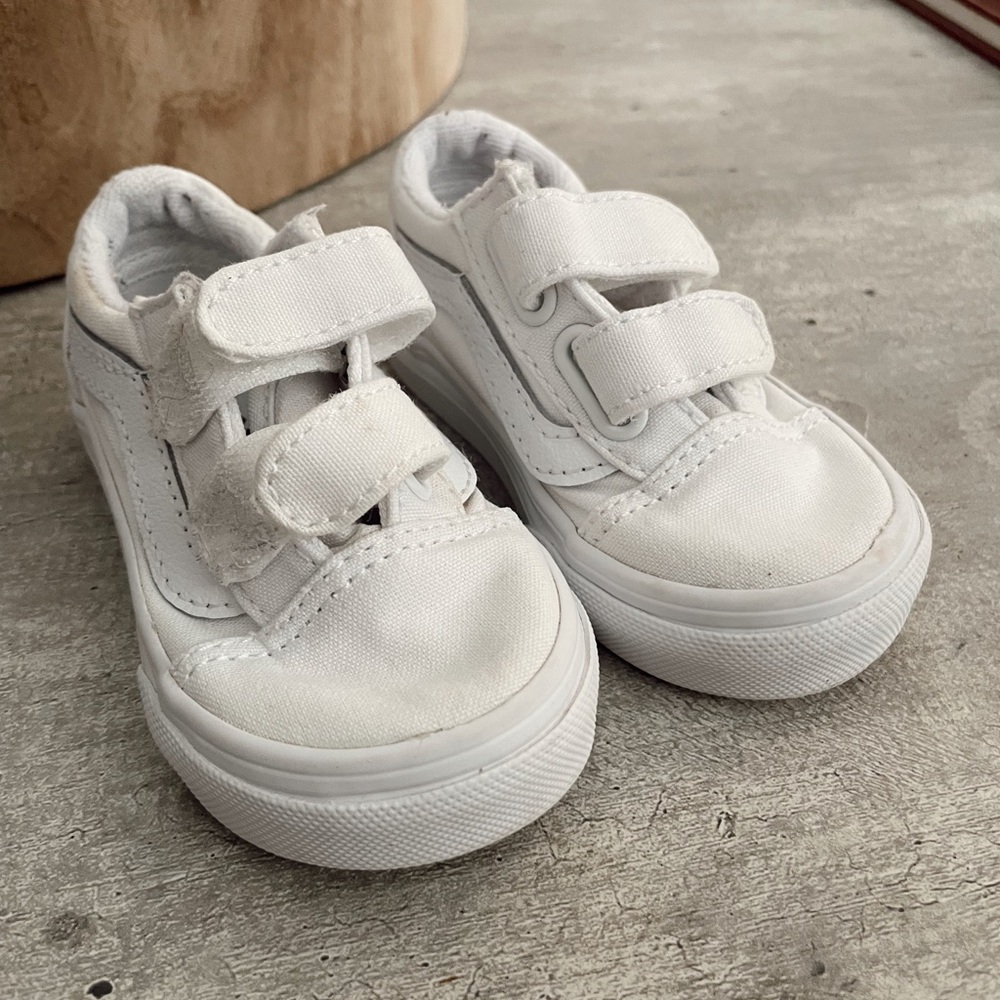 COPY - Vans Toddler Old Skool V Shoe Velcro white size 5